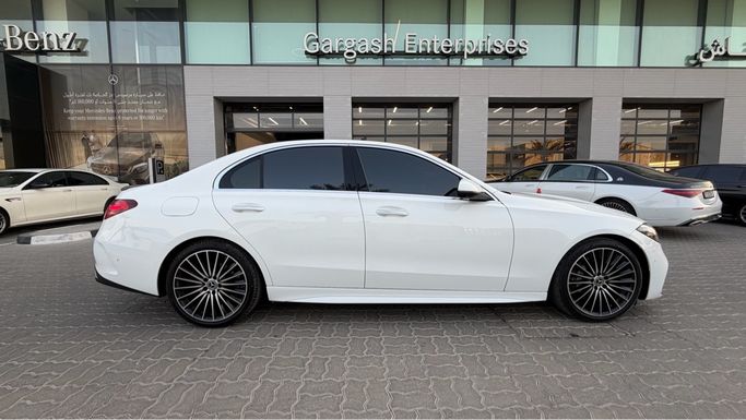 مستعملة Mercedes-Benz C-Class 200 V (W206)، 2.0 لتر، 2025 في الإمارات، دبي من Velaro motors ، اللون أبيض. مواصفات الخليج | AUTO.AE | إعلان #295758 — صورة 13 من 19