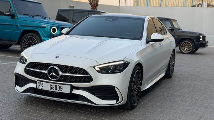 مستعملة Mercedes-Benz C-Class 200 V (W206)، 2.0 لتر، 2025 في الإمارات، دبي من Velaro motors ، اللون أبيض. مواصفات الخليج | AUTO.AE | إعلان #295758 — صورة 10 من 19