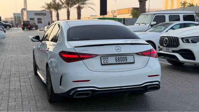 مستعملة Mercedes-Benz C-Class 200 V (W206)، 2.0 لتر، 2025 في الإمارات، دبي من Velaro motors ، اللون أبيض. مواصفات الخليج | AUTO.AE | إعلان #295758 — صورة 15 من 19