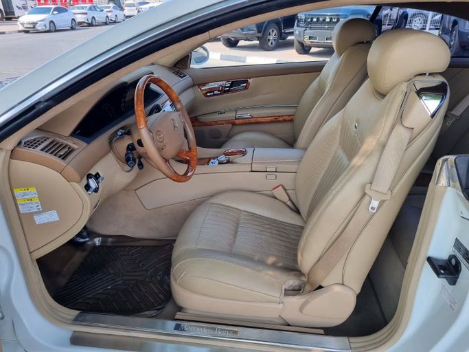Used Mercedes-Benz CL-Class 600 III (C216), 5.5 l, 2007 in Dubai by Saeed Auto, White color. Japanese Specs | AUTO.AE