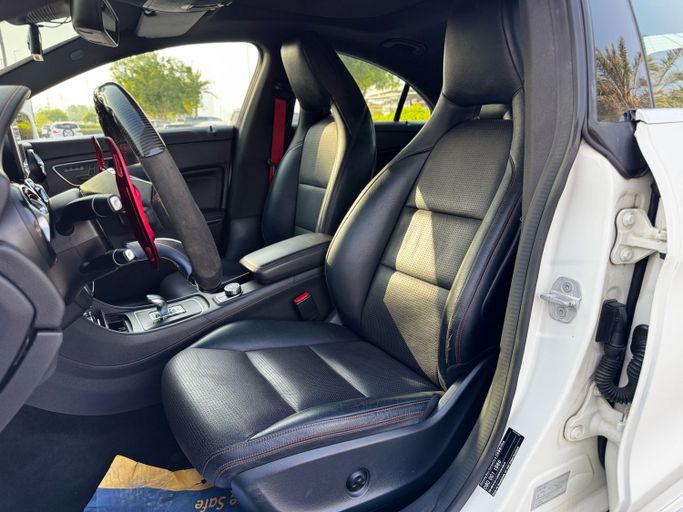 Used Mercedes-Benz CLA AMG 45 AMG I (C117, X117), 2.0 l, 2015 in Dubai, White color. Korean Specs | AUTO.AE