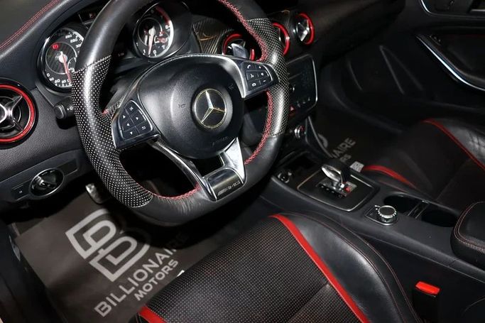 Подержанный Mercedes-Benz CLA AMG 45 AMG I (C117, X117), 2.0 л, 2015 в Дубае от Billionaire Motors Белый цвет. GCC | AUTO.AE