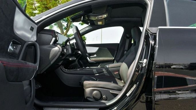Новый Mercedes-Benz CLA 200 II (C118, X118) Рестайлинг, 1.3 л, 2024 в Дубае от Laith Alobaidi Motors Черный цвет. Европейская | AUTO.AE