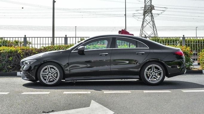 Новый Mercedes-Benz CLA 200 II (C118, X118) Рестайлинг, 1.3 л, 2024 в Дубае от Laith Alobaidi Motors Черный цвет. Европейская | AUTO.AE