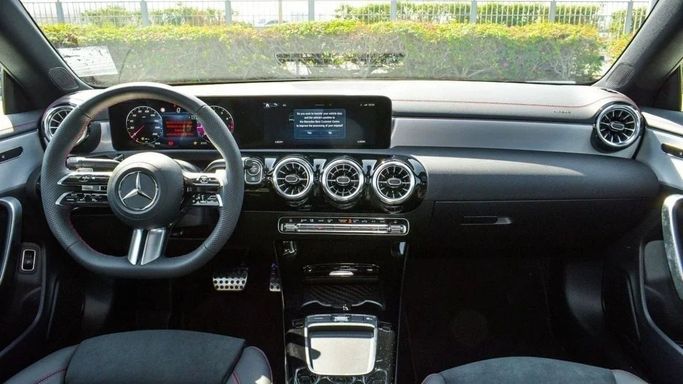 Новый Mercedes-Benz CLA 200 II (C118, X118) Рестайлинг, 1.3 л, 2024 в Дубае от Laith Alobaidi Motors Черный цвет. Европейская | AUTO.AE