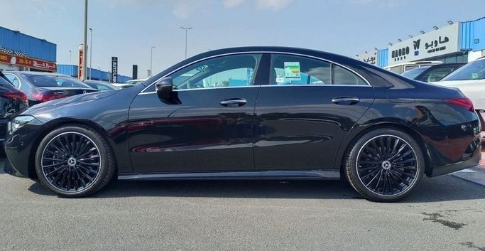 Новый Mercedes-Benz CLA 200 II (C118, X118) Рестайлинг, 1.3 л, 2025 в Дубае от Auto Gallery DXB Черный цвет. GCC | AUTO.AE