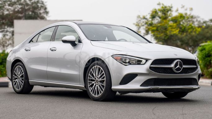 Подержанный Mercedes-Benz CLA 250 II (C118, X118) Рестайлинг, 2.0 л, 2023 в Дубае от Milele Белый цвет. Other | AUTO.AE