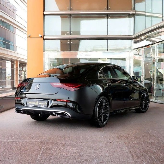 Новый Mercedes-Benz CLA 200 II (C118, X118) Рестайлинг, 1.3 л, 2025 в Дубае от Q Motors Черный цвет. GCC | AUTO.AE