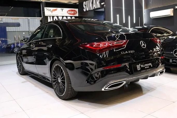 Новый Mercedes-Benz CLA 250 II (C118, X118) Рестайлинг, 2.0 л, 2025 в Дубае от Billionaire Motors Черный цвет. GCC | AUTO.AE