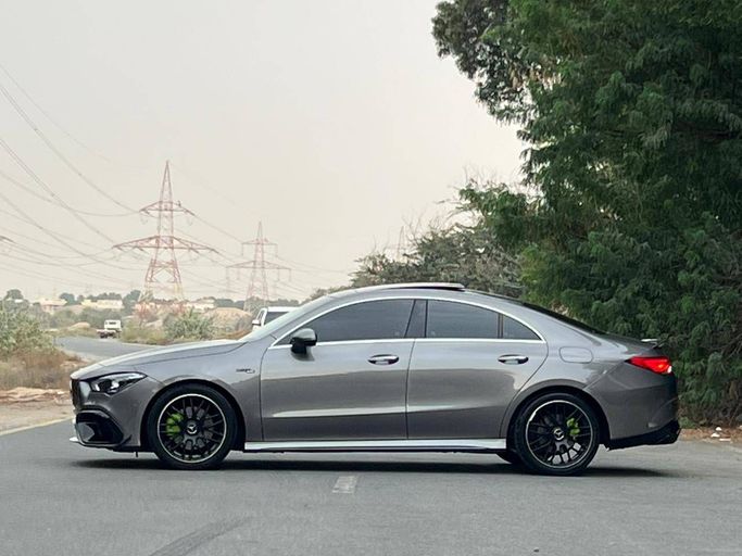 Подержанный Mercedes-Benz CLA 250 II (C118, X118), 2.0 л, 2021 в Дубае от Prestige motors Серый цвет. Американская | AUTO.AE