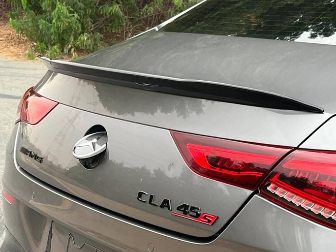 Подержанный Mercedes-Benz CLA 250 II (C118, X118), 2.0 л, 2021 в Дубае от Prestige motors Серый цвет. Американская | AUTO.AE