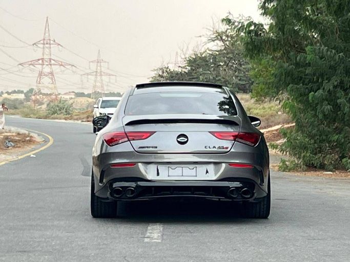 Подержанный Mercedes-Benz CLA 250 II (C118, X118), 2.0 л, 2021 в Дубае от Prestige motors Серый цвет. Американская | AUTO.AE