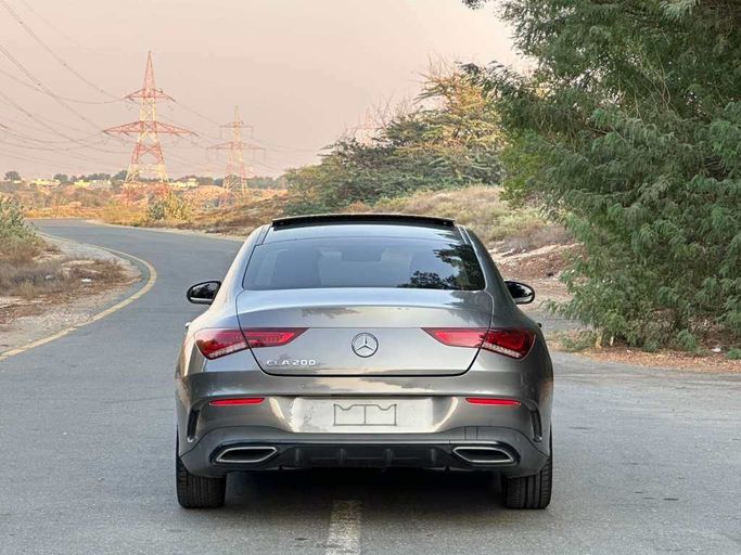 Подержанный Mercedes-Benz CLA 250 II (C118, X118), 2.0 л, 2022 в Дубае от Prestige motors Серый цвет. Американская | AUTO.AE