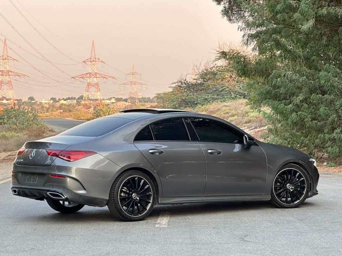 Подержанный Mercedes-Benz CLA 250 II (C118, X118), 2.0 л, 2022 в Дубае от Prestige motors Серый цвет. Американская | AUTO.AE