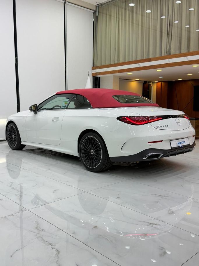 Новый Mercedes-Benz CLE 220, 2.0 л, 2025 в Дубае от 4 Matic Motors Белый цвет. GCC | AUTO.AE