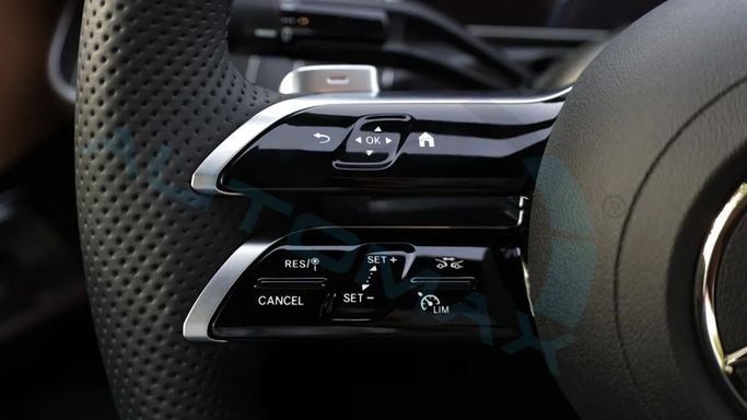Новый Mercedes-Benz CLE 200, 2.0 л, 2025 в Дубае от Auto Max Group Черный цвет.  | AUTO.AE