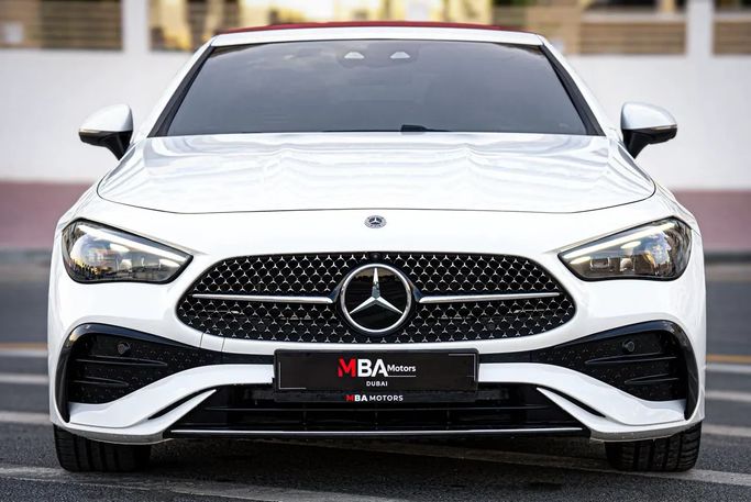 مستعملة Mercedes-Benz CLE 200, 2.0 l, 2024 في في دبي من MBA Motors، اللون أبيض.  | AUTO.AE | إعلان #269755
