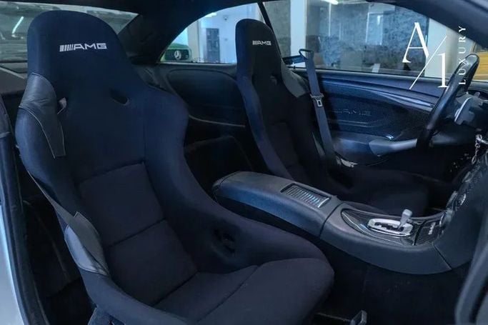 Подержанный Mercedes-Benz CLK-Class AMG 63 AMG II (W209) Рестайлинг, 6.2 л, 2008 в Дубае от A1 Luxury Motors Серебристый цвет. GCC | AUTO.AE