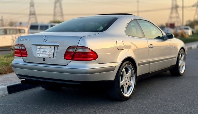 Used Mercedes-Benz CLK-Class 320 I (W208), 3.2 l, 1999 in Dubai by Saeed Auto, Silver color. Japanese Specs | AUTO.AE