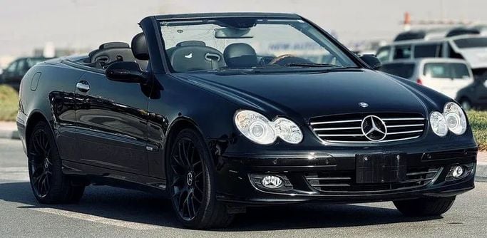 Подержанный Mercedes-Benz CLK-Class 350 II (W209) Рестайлинг, 3.5 л, 2008 в Дубае от Mirza Automobile FZE Черный цвет. Японская | AUTO.AE