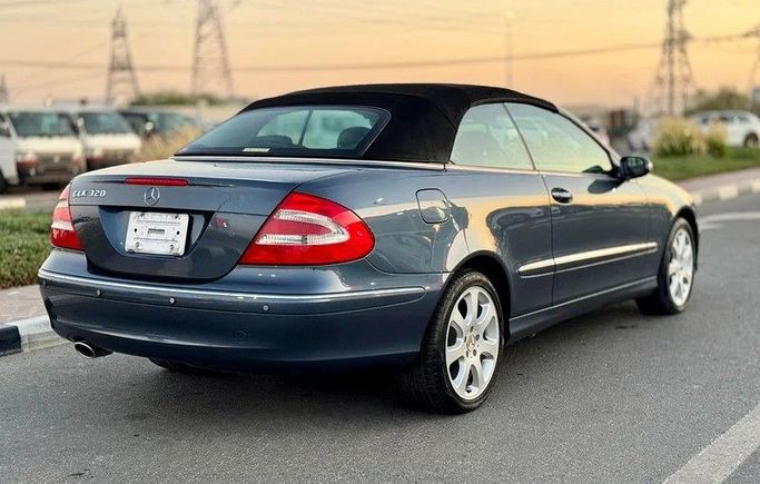 Used Mercedes-Benz CLK-Class 320 II (W209), 3.2 l, 2005 in Dubai by Best Car, Grey color. Japanese Specs | AUTO.AE
