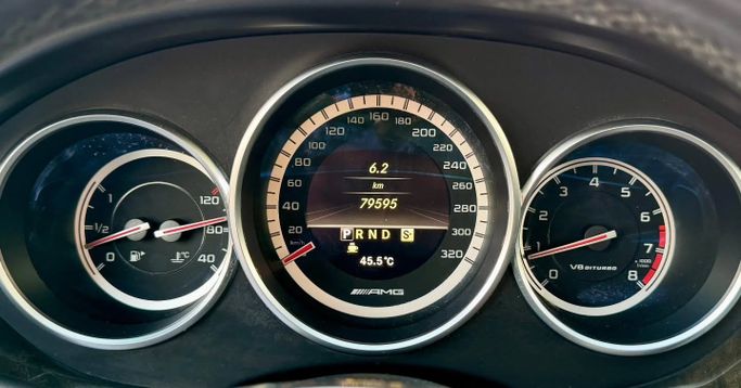 Used Mercedes-Benz CLS AMG 63 AMG II (W218), 5.5 l, 2012 in Dubai by Saeed Auto, Silver color. Japanese Specs | AUTO.AE