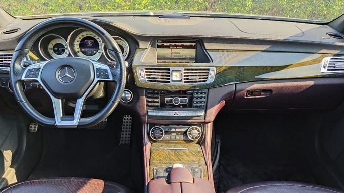 Used Mercedes-Benz CLS AMG 63 AMG II (W218) Facelift, 5.5 l, 2014 in Dubai by Ideal Cars LLC, Brown color. GCC Specs | AUTO.AE