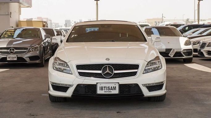 Used Mercedes-Benz CLS AMG 63 AMG II (W218), 5.5 l, 2012 in Dubai by Ibitisam Motors, White color.  | AUTO.AE