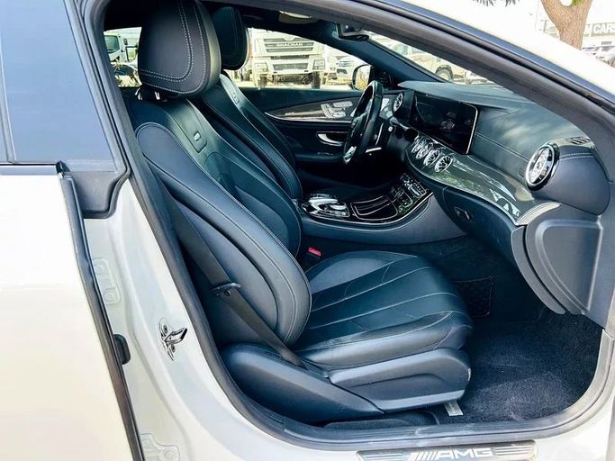 Подержанный Mercedes-Benz CLS AMG 53 AMG III (C257), 3.0 л, 2019 в Дубае от Mirza Automobile FZE Белый цвет. Японская | AUTO.AE