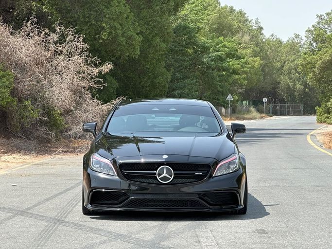 مستعملة ⁦Mercedes-Benz CLS AMG 63 AMG عملية فيس ليفت II (W218)، 5.5 l، 2016⁩ في في الإمارات, دبي من Prestige Motos (SHJ)، اللون أسود. المواصفات الكورية | AUTO.AE | إعلان #290717