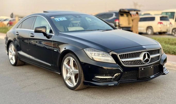 Подержанный Mercedes-Benz CLS 350 II (C218), 3.5 л, 2012 в Дубае от Saeed Auto Черный цвет. Японская | AUTO.AE