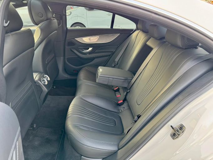 Подержанный Mercedes-Benz CLS 450 III (C257), 3.0 л, 2018 в Дубае от Saeed Auto Белый цвет. Японская | AUTO.AE