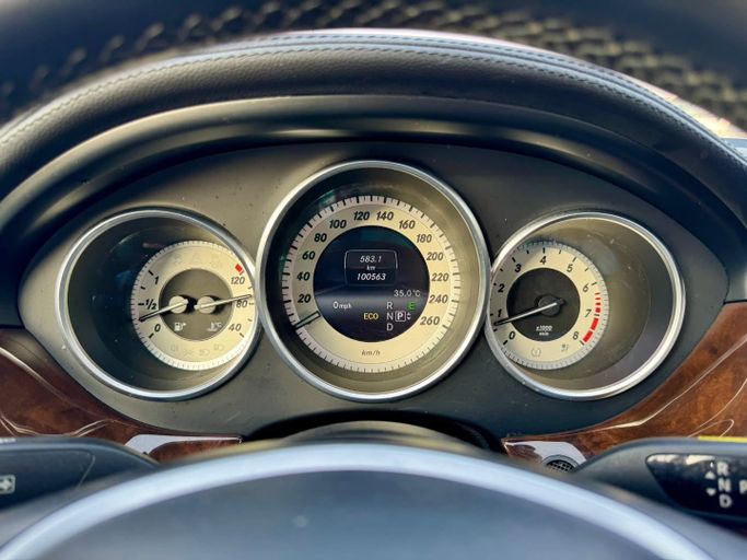 Used Mercedes-Benz CLS 350 II (C218), 3.5 l, 2014 in Dubai by Saeed Auto, Black color. Japanese Specs | AUTO.AE