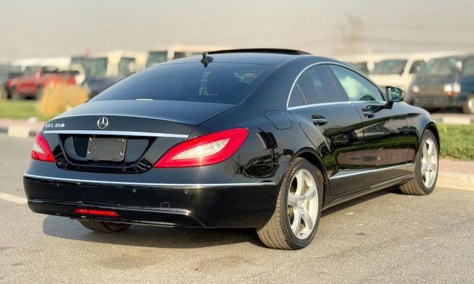 Used Mercedes-Benz CLS 350 II (C218), 3.5 l, 2014 in Dubai by Saeed Auto, Black color. Japanese Specs | AUTO.AE