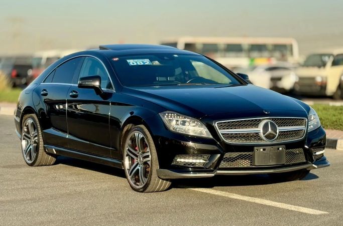 Used Mercedes-Benz CLS 350 II (C218), 3.5 l, 2014 in Dubai by Saeed Auto, Black color. Japanese Specs | AUTO.AE