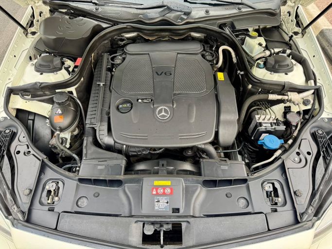 Used Mercedes-Benz CLS 350 II (C218), 3.5 l, 2012 in Dubai by Saeed Auto, White color. Japanese Specs | AUTO.AE