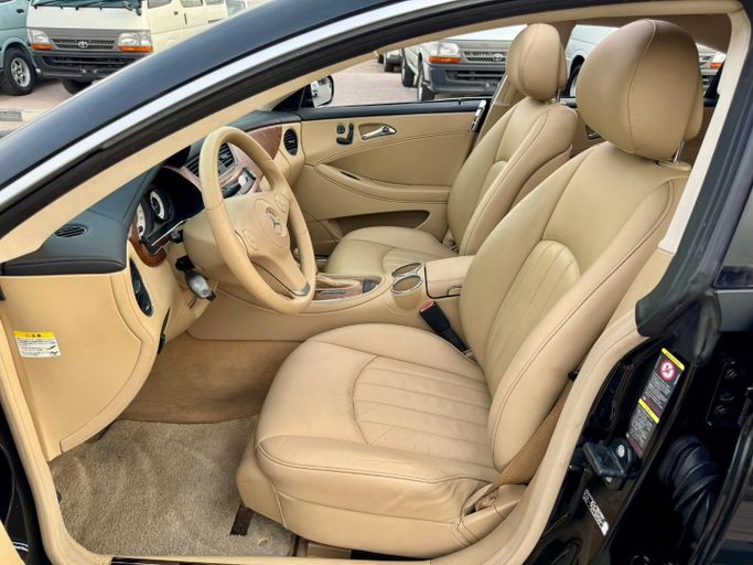 Used Mercedes-Benz CLS 350 I (C219) Facelift, 3.5 l, 2008 in Dubai by Saeed Auto, Black color. Japanese Specs | AUTO.AE