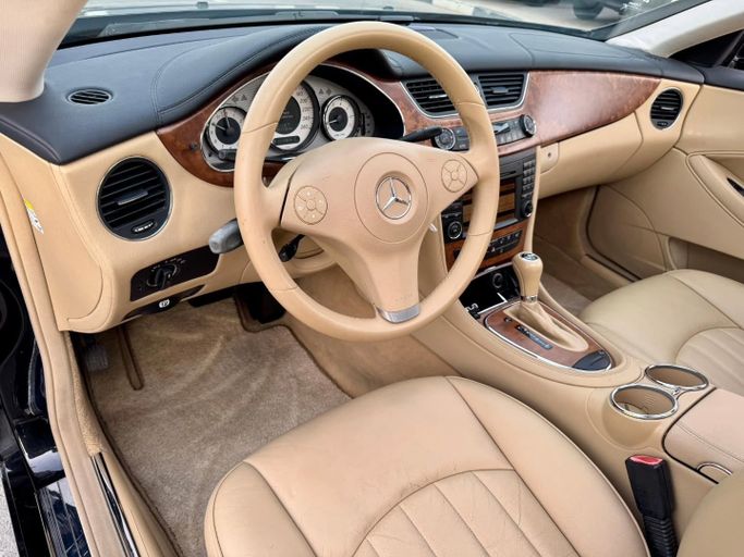 Used Mercedes-Benz CLS 350 I (C219) Facelift, 3.5 l, 2008 in Dubai by Saeed Auto, Black color. Japanese Specs | AUTO.AE