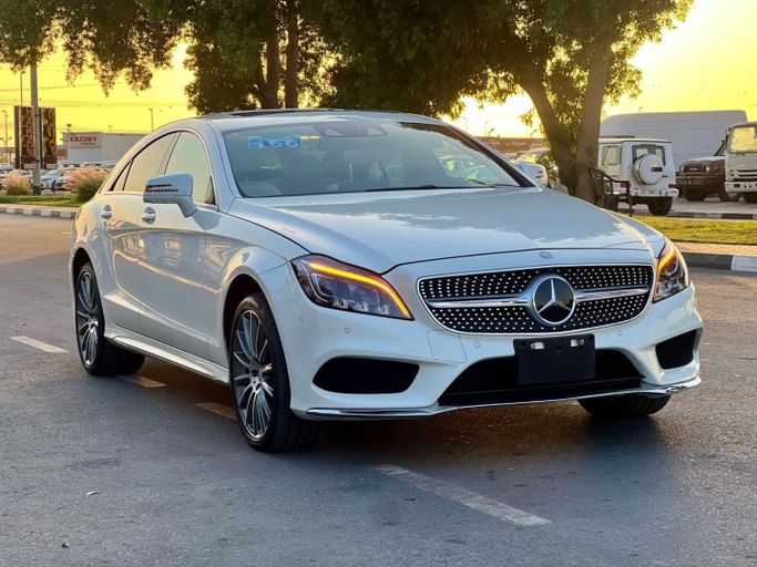 Used Mercedes-Benz CLS 400 II (C218) Facelift, 3.0 l, 2016 in Dubai by Saeed Auto, White color. Japanese Specs | AUTO.AE
