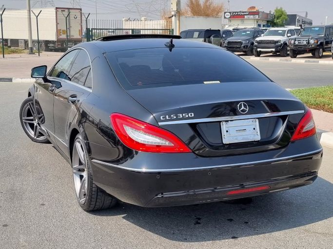 Подержанный Mercedes-Benz CLS 350 II (C218), 3.5 л, 2012 в Дубае от Saeed Auto Черный цвет. Японская | AUTO.AE