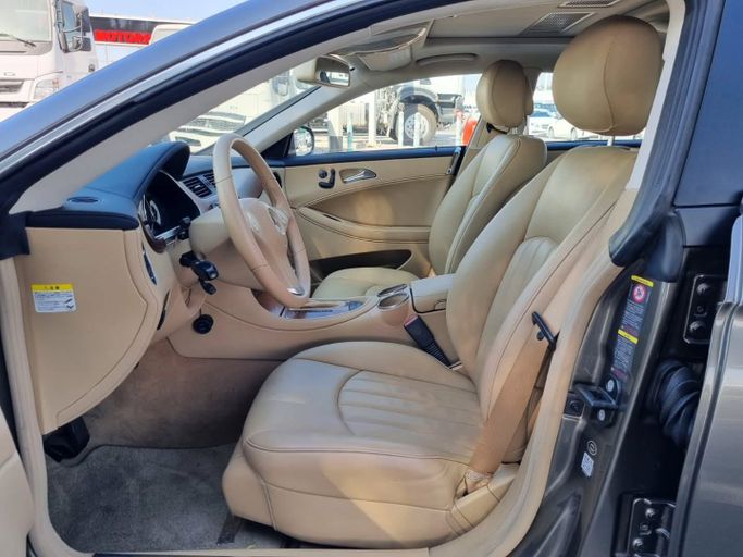 Подержанный Mercedes-Benz CLS 350 I (C219) Рестайлинг, 3.5 л, 2008 в Дубае от Saeed Auto Другой цвет цвет. Японская | AUTO.AE