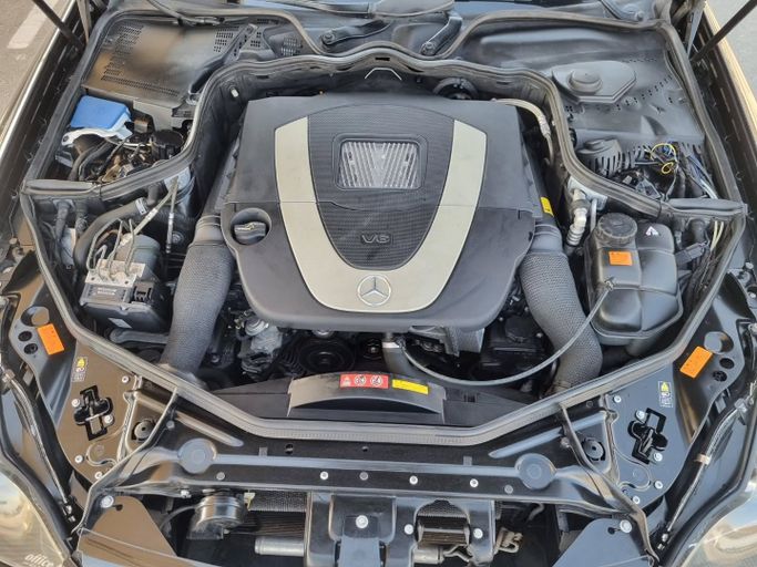 Подержанный Mercedes-Benz CLS 350 I (C219) Рестайлинг, 3.5 л, 2008 в Дубае от Saeed Auto Черный цвет. Японская | AUTO.AE