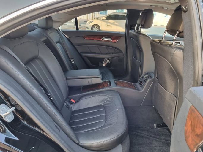 Used Mercedes-Benz CLS 350 II (C218), 3.5 l, 2012 in Dubai by Saeed Auto, Black color. Japanese Specs | AUTO.AE
