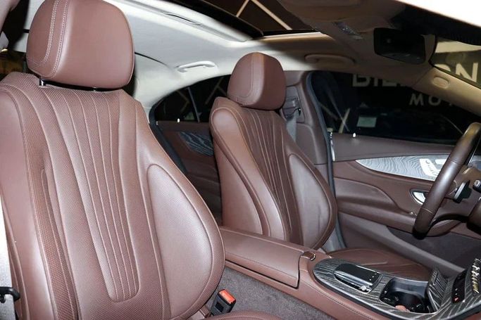 Подержанный Mercedes-Benz CLS 450 III (C257), 3.0 л, 2021 в Дубае от Billionaire Motors Черный цвет. Корейская | AUTO.AE