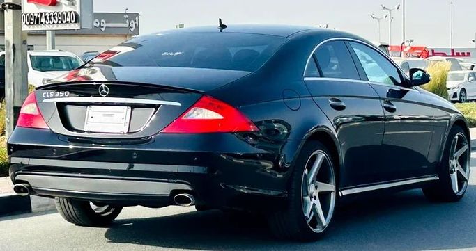 Подержанный Mercedes-Benz CLS 350 I (C219) Рестайлинг, 3.5 л, 2008 в Дубае от Mirza Automobile FZE Черный цвет. Японская | AUTO.AE