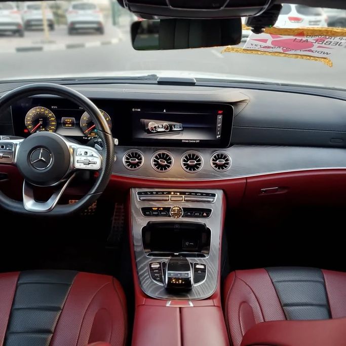 Подержанный Mercedes-Benz CLS 450 III (C257), 3.0 л, 2019 в Дубае от Japan Motors Белый цвет. Японская | AUTO.AE