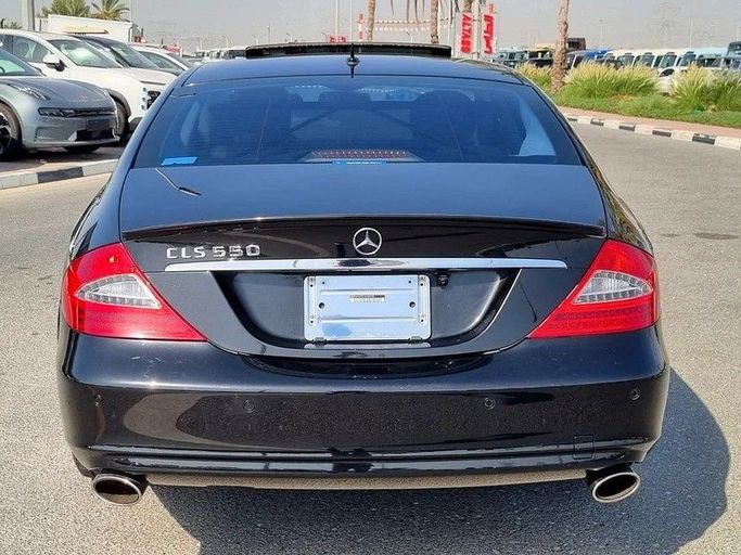 Подержанный Mercedes-Benz CLS 550 I (C219), 5.5 л, 2007 в Дубае от Best Car Черный цвет. Японская | AUTO.AE