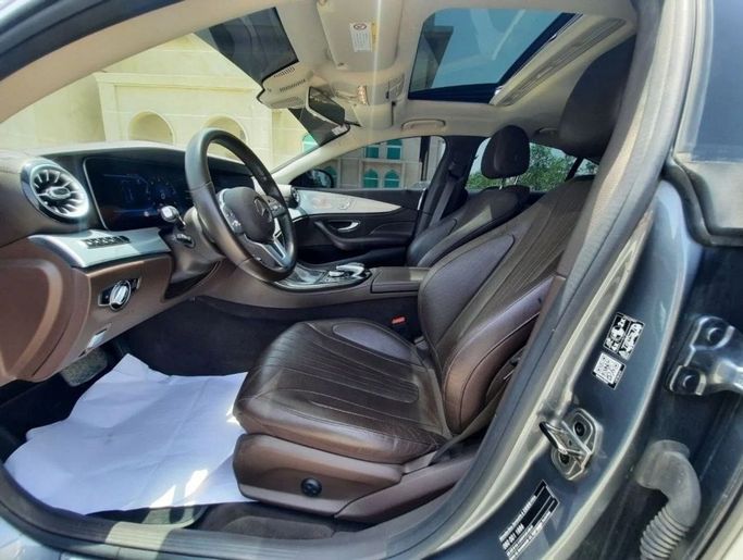 Used Mercedes-Benz CLS 400 III (C257), 2.9 l, 2019 in UAE, Dubai by Barkat Alrahmen Motors, Grey color. Korean Specs | AUTO.AE | Listing #290631 — photo 11 of 15