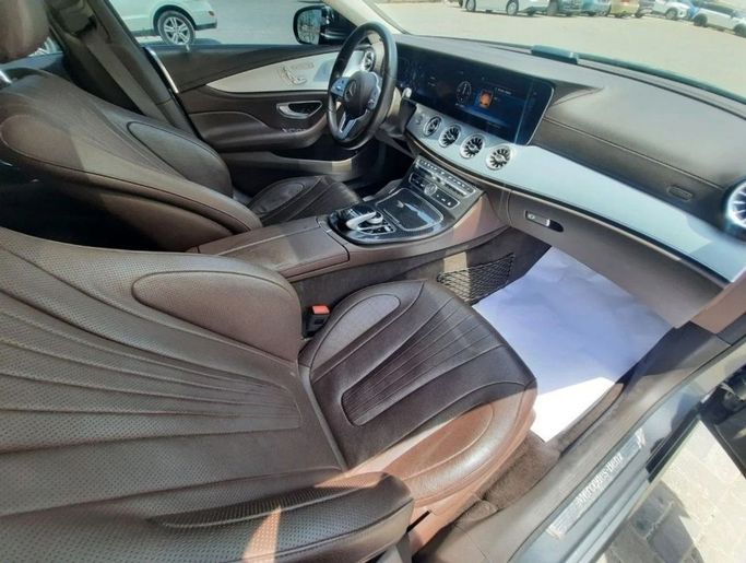 Used Mercedes-Benz CLS 400 III (C257), 2.9 l, 2019 in UAE, Dubai by Barkat Alrahmen Motors, Grey color. Korean Specs | AUTO.AE | Listing #290631 — photo 12 of 15