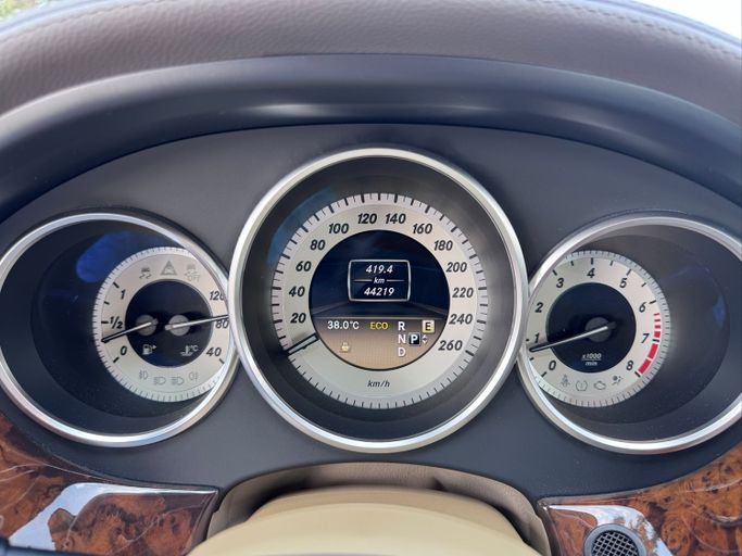 Used Mercedes-Benz CLS 500 II (C218), 4.7 l, 2012 in UAE, Dubai by MY MOTORS FZE, White color. Japanese Specs | AUTO.AE | Listing #295730 — photo 16 of 17